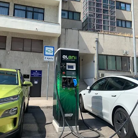 Bucka アパート *